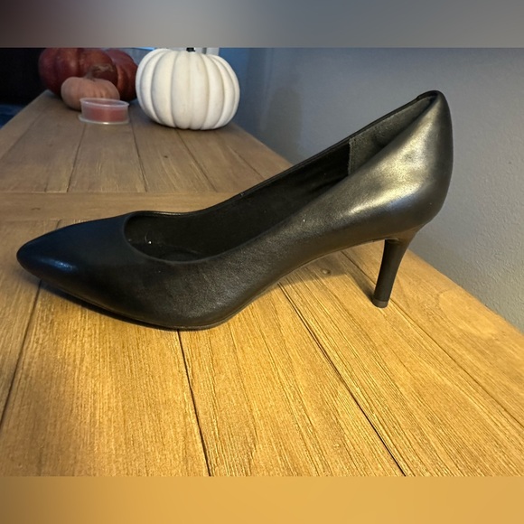Rockport Women's Total Motion 75mm Pointy Leather Pump Black Size 8.5 NEW - Picture 3 of 13